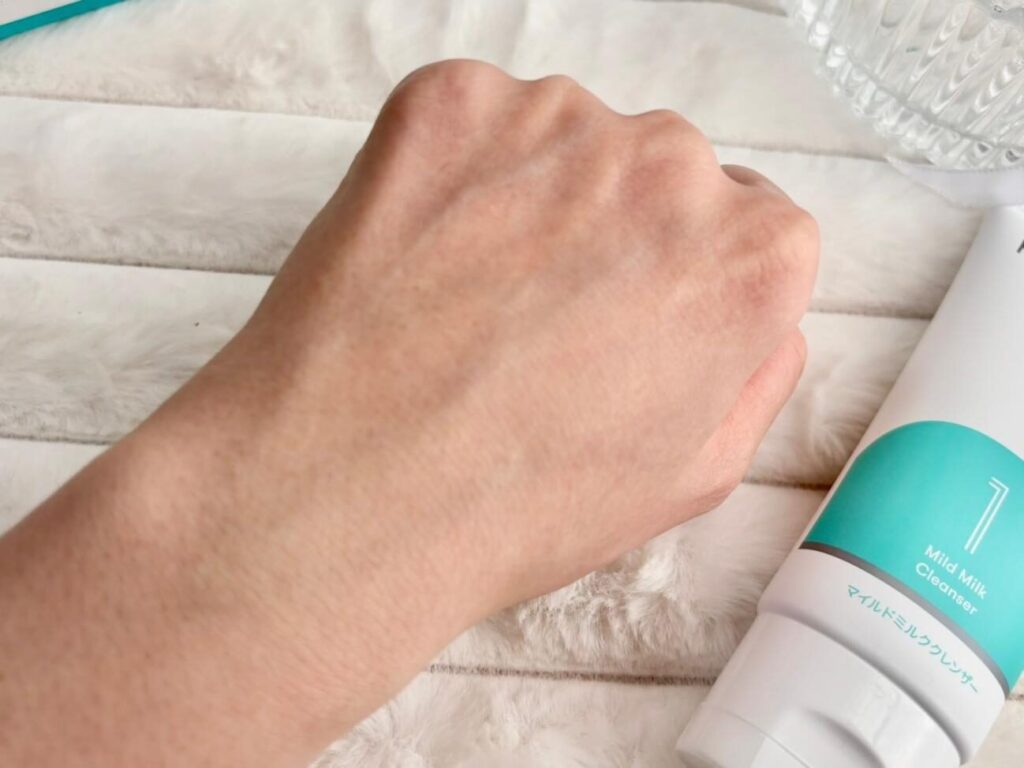 プロアクティブ マイルドミルククレンザーを洗い流した後の肌の様子