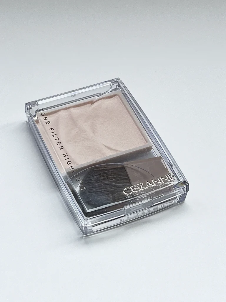 セザンヌ トーンフィルターハイライト 01 フィルターベージュ