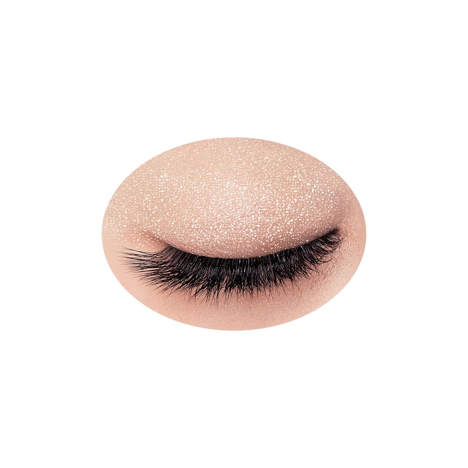 CEZANNE（セザンヌ）シングルカラーアイシャドウ：04 クリアラメの塗布イメージ