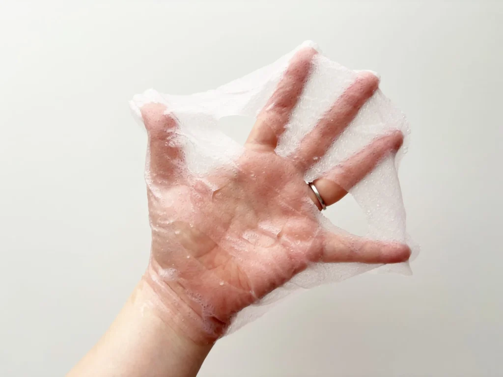 ビタギビング リペアショットマスクを広げた様子